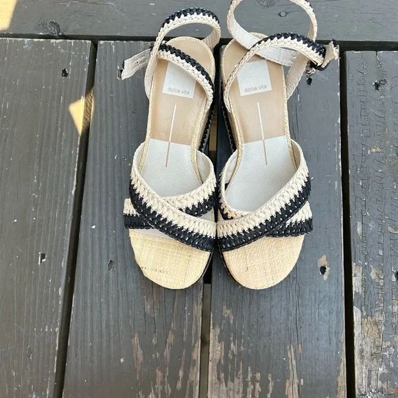 Dolce Vita Tallis wedge with ankle strap NWOT - Picture 3 of 6